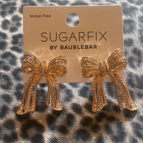 SUGARFIX BaubleBar Crystal Gold
Bow Statement Christmas Earrings Gold Red NWT - Picture 7 of 10